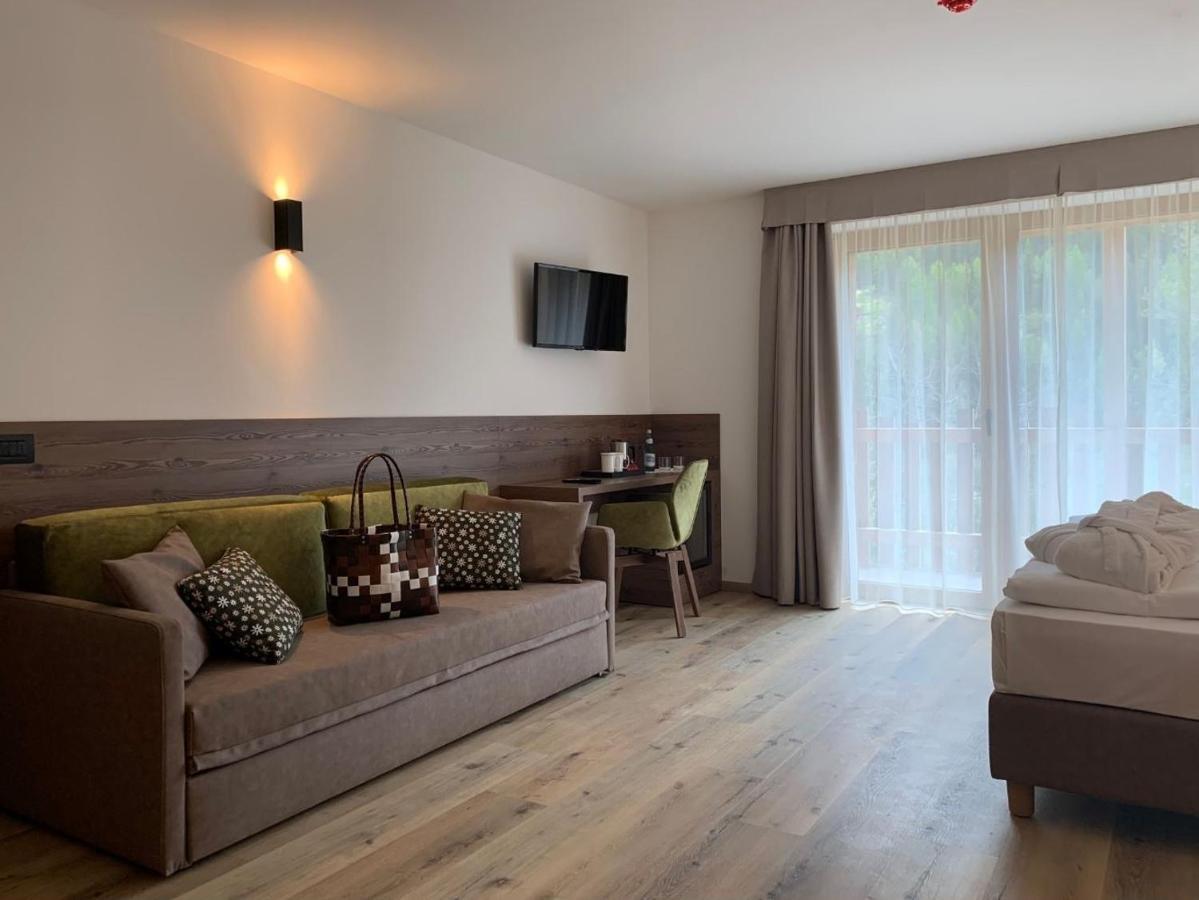 Hotel Miravalle Soraga Luaran gambar