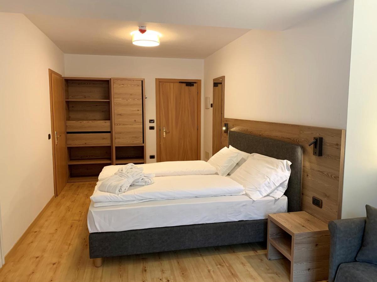 Hotel Miravalle Soraga Luaran gambar